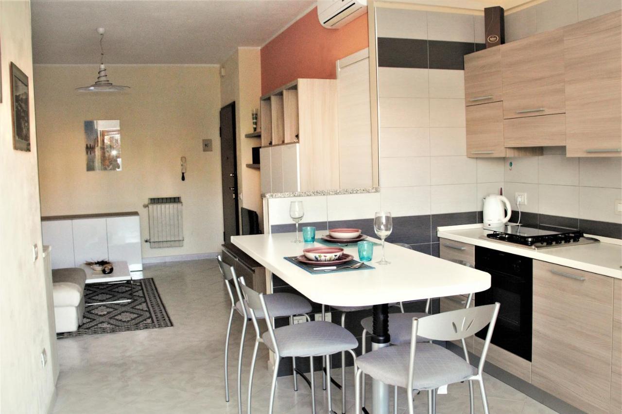 クアルトゥ・サンテーレナLa Casa Al Poetto - Iun R0135アパートメント エクステリア 写真